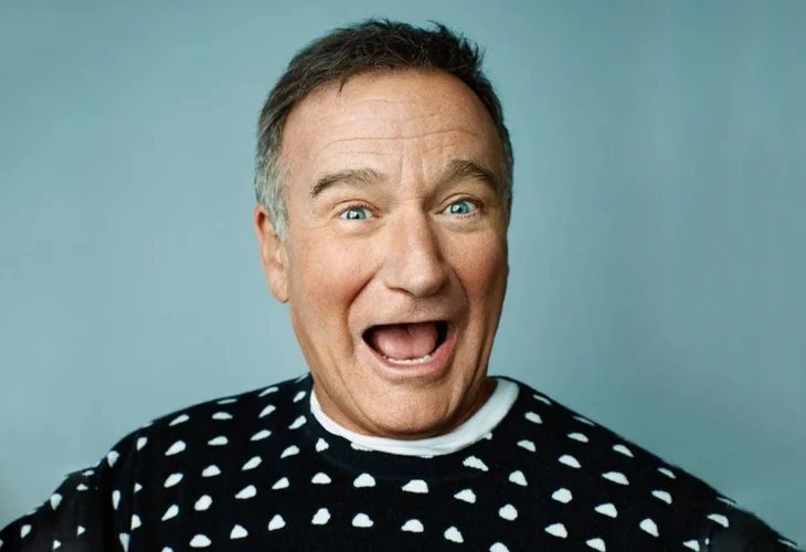 Robin Williams Biography : A Story of Laughter and Tears